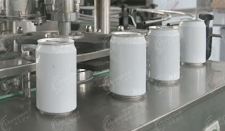 易拉罐含氣飲料灌裝機-6 易拉罐含氣飲料灌裝機-6